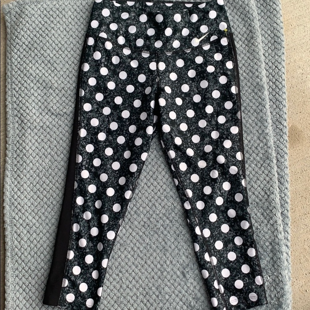 Nike leggings cropped